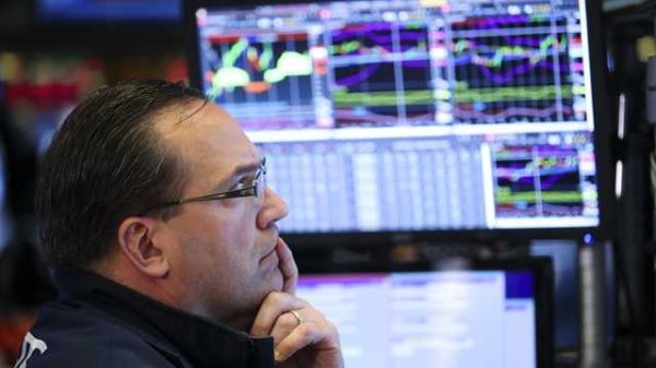 配资app 特朗普关税威胁下美债避险效应凸显，60/40策略将持续有效？